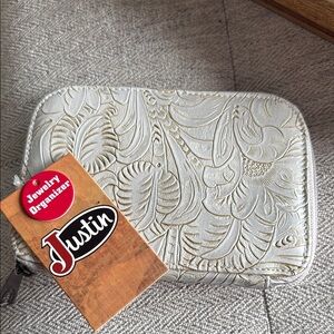 NWT Justin Boots Cream Jewelry Organizer Bag